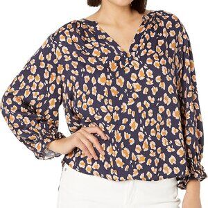 VELVET Floral blouse